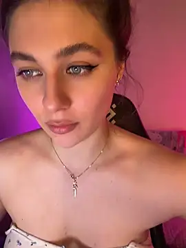 Your_insomniya live cam preview