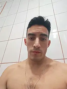 TommyMomentum live sex cam