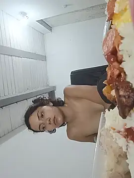 shantallmendy live cam on StripChat