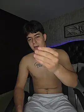 maxcruz_ (M twink) - make me cum hard