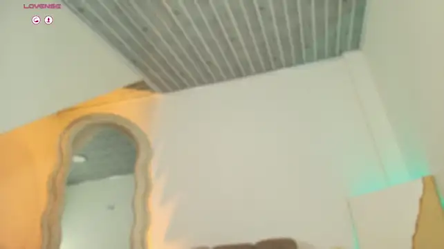 ammyb2 (F young) - BUTTPLUG PLAY ON DOGGY 🔥