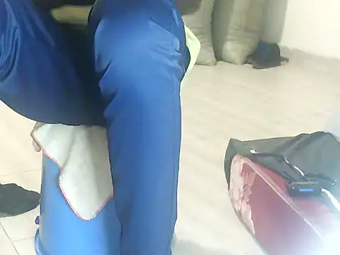 sexyman_bbc (M young) - Cum show