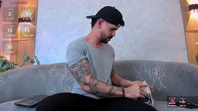 petesevans (Ask my age) - Cumshow :wanker: TOY ON :devil: