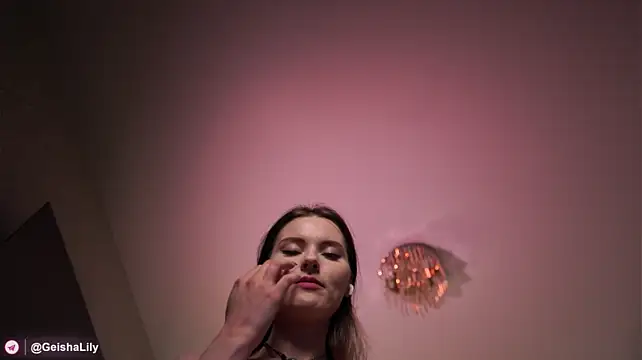 LoraDevon live cam on StripChat