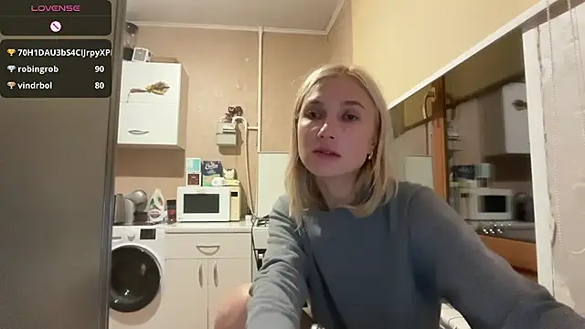 AngelJeni live cam on StripChat