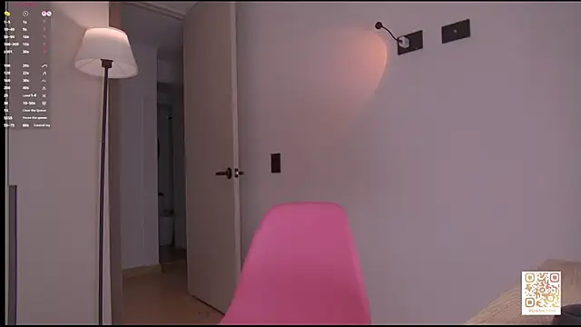 Sarah_cam06