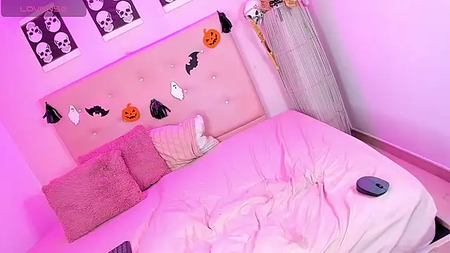 ANNIE_DOLCE_