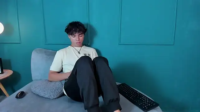 Honeymoon_sariel live cam preview