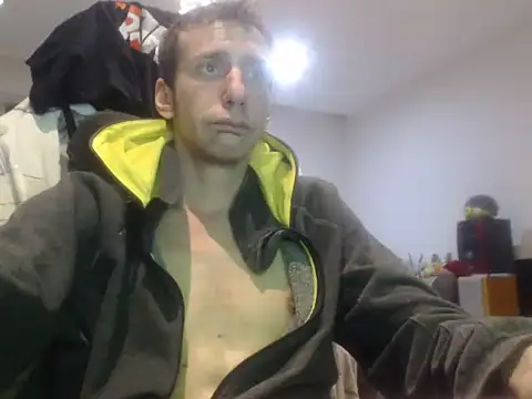 iLoveElusiveCats live cam preview