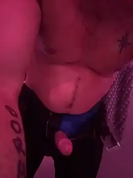 2addictivelyhorny live cam preview