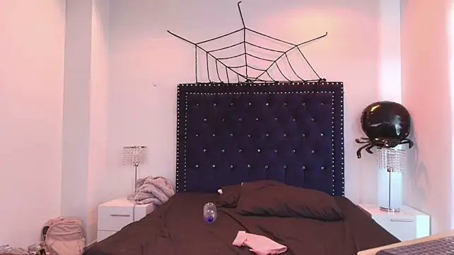 Juliieta_gray live cam preview