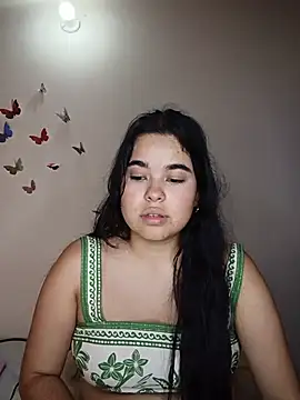 MiiaHott_W live cam preview