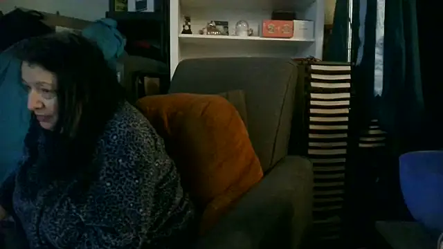 shadowdashlyla live cam preview