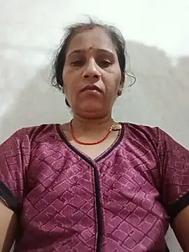 Pariraja_cute live cam preview
