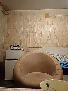 Linda070481 live cam preview