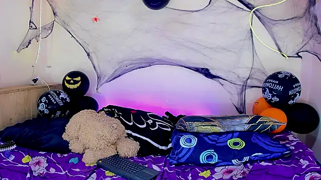 The_queens_hot live cam preview