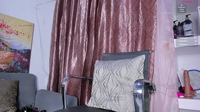 Valeen_rodriiguezz live cam on StripChat