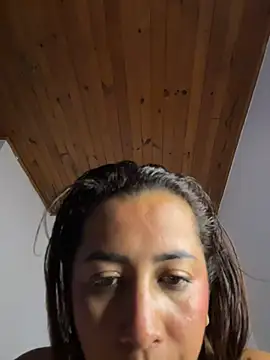 viky-roos live cam preview