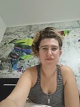 GloriaVeil