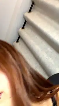KloeReddd live cam preview