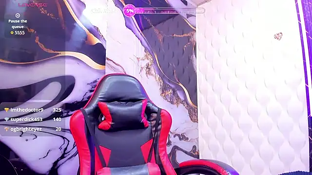 Chantalvedette webcam