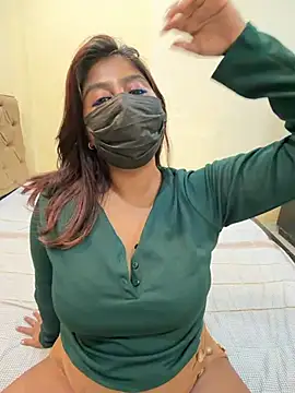 NaughtyZoya live sex cam