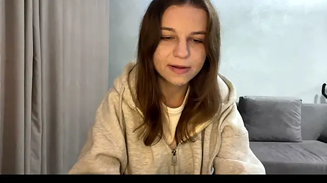 HwaTrippel live cam preview