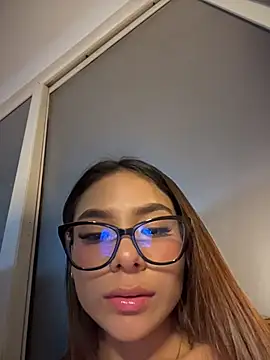 amira_cute2