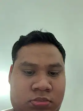 Danimiles live cam preview