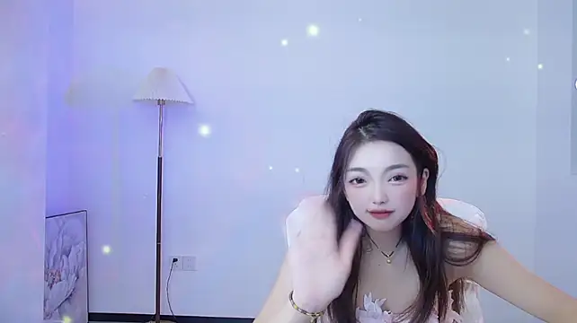 lili-6677
