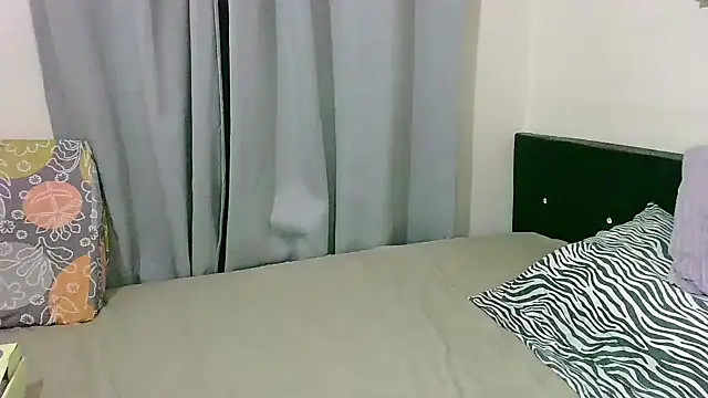 zaray_bella webcam