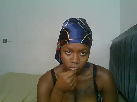 Nasty_Tetty