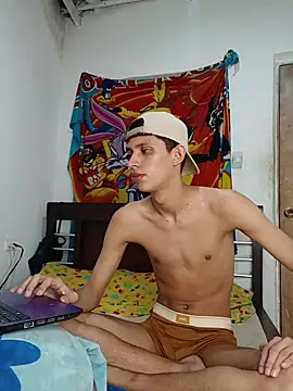 Alayn_sexy_ayes