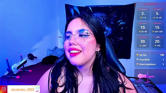Nicolle_Ruizz live cam preview