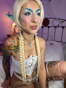 Cinamoonn live cam preview
