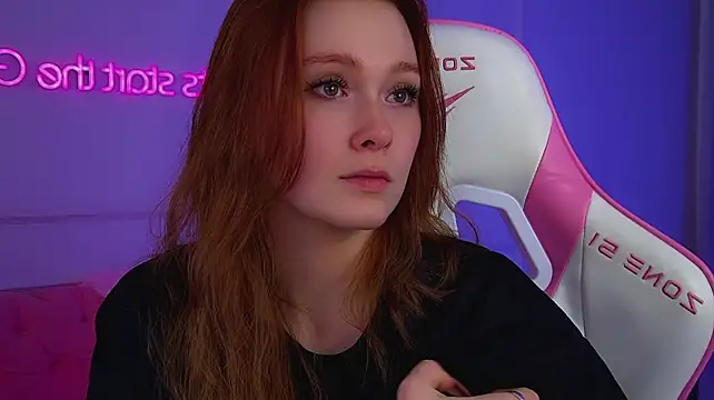 AgataFoxley live cam preview
