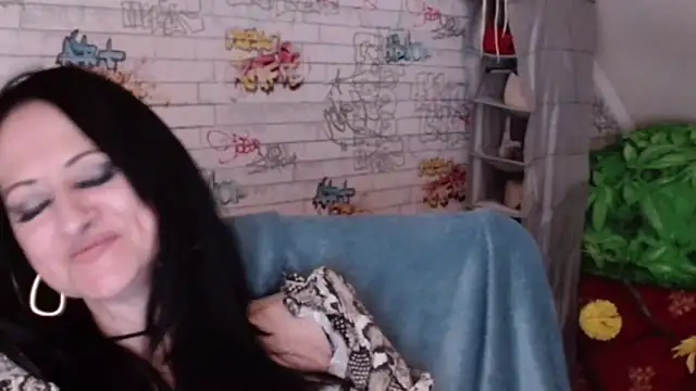 DebraMilf