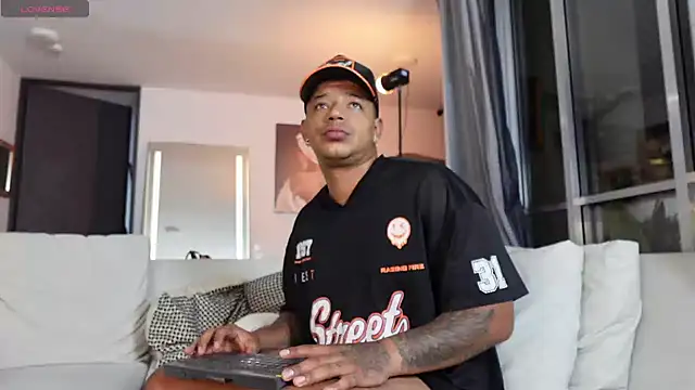 Blakeandbart12 live cam preview