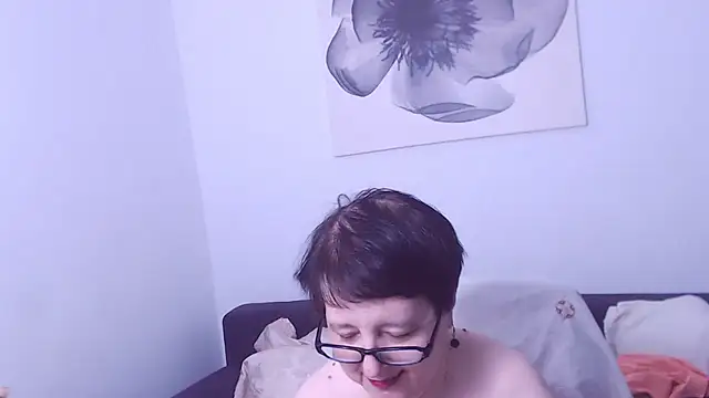 ChristaRose live cam preview