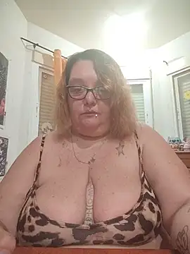 diosacurvy1984 webcam