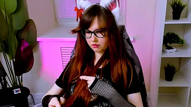 CarolGiggly live cam preview