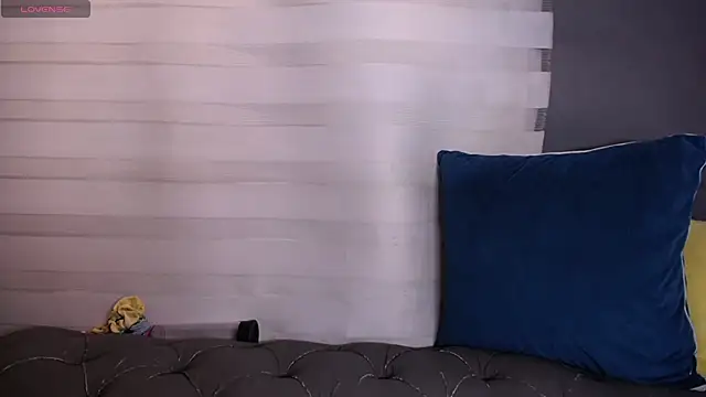 dirty_27cms live cam on StripChat