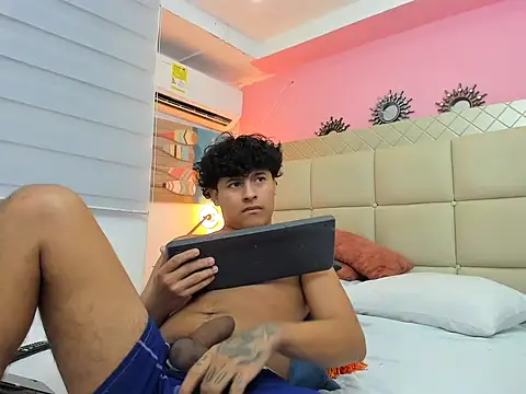 kristhofer_levis_ live cam preview