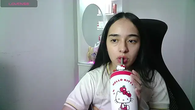 aineangeel live cam preview