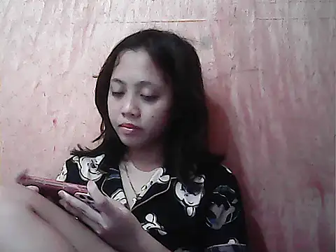 Yours_AsianPinayGirl18 live cam preview