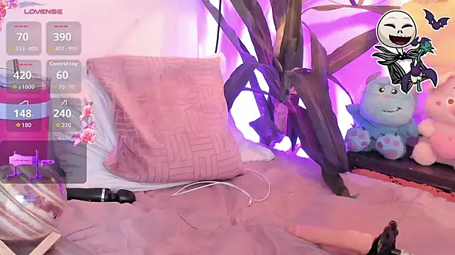 Meg_Stein live cam on StripChat
