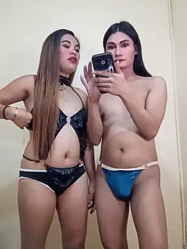 WildpinayXtsBcock live cam on StripChat