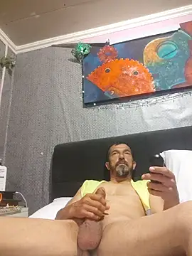 Tristan40@xh live cam preview