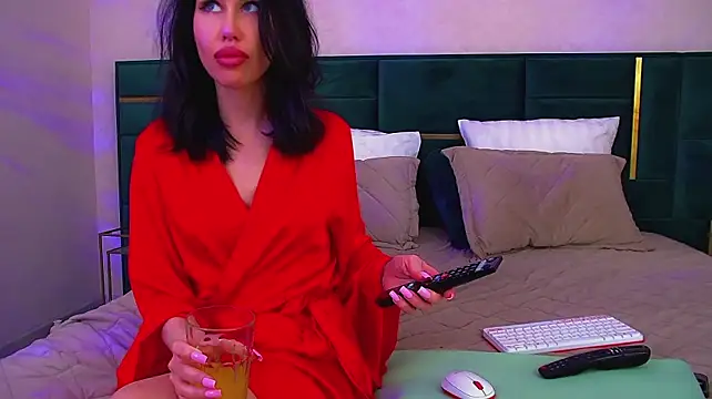 KaylaMous