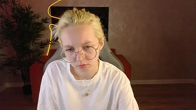 mollyy_snow